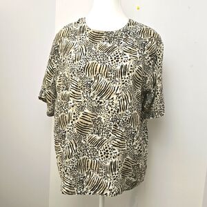 Kara 💯% Silk Animal Print Short Sleeve Blouse, Sz L (PTP 21")